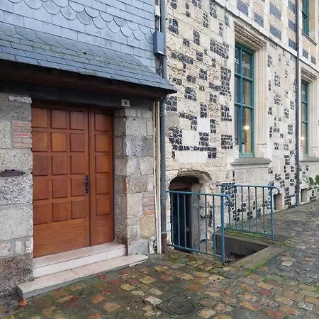 Apartment Un Brin De Folie Dans Le Centre De Honfleur