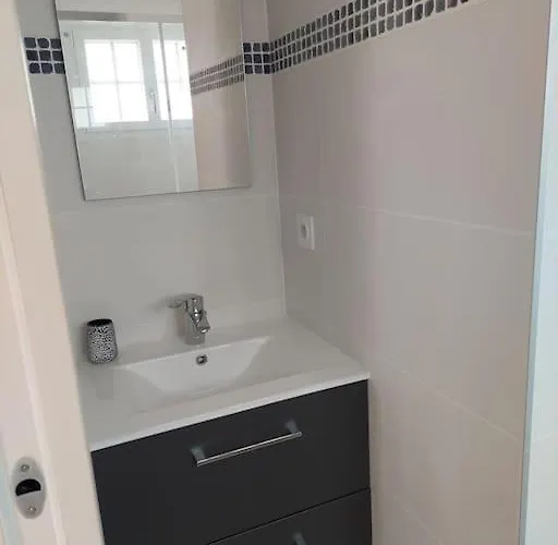 Апартаменты Un Brin De Folie Dans Le Centre De Онфлёр